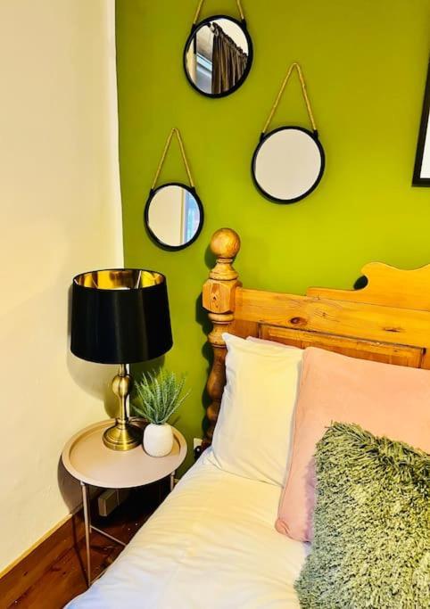 Cosy Cottage In Central Reading Free Parking & Fast Wifi Exterior photo
