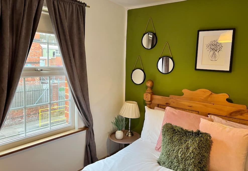 Cosy Cottage In Central Reading Free Parking & Fast Wifi Exterior photo