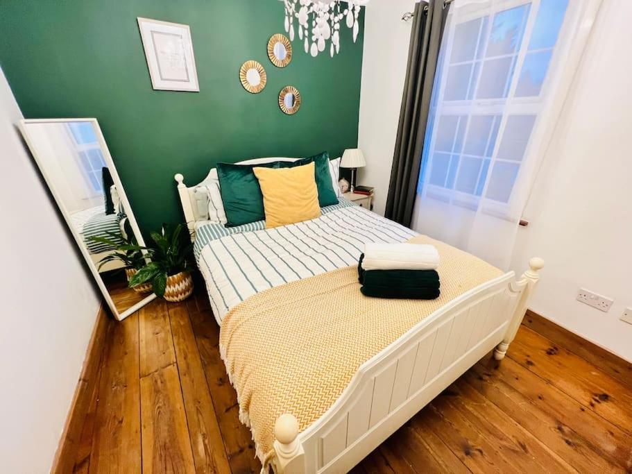 Cosy Cottage In Central Reading Free Parking & Fast Wifi Exterior photo